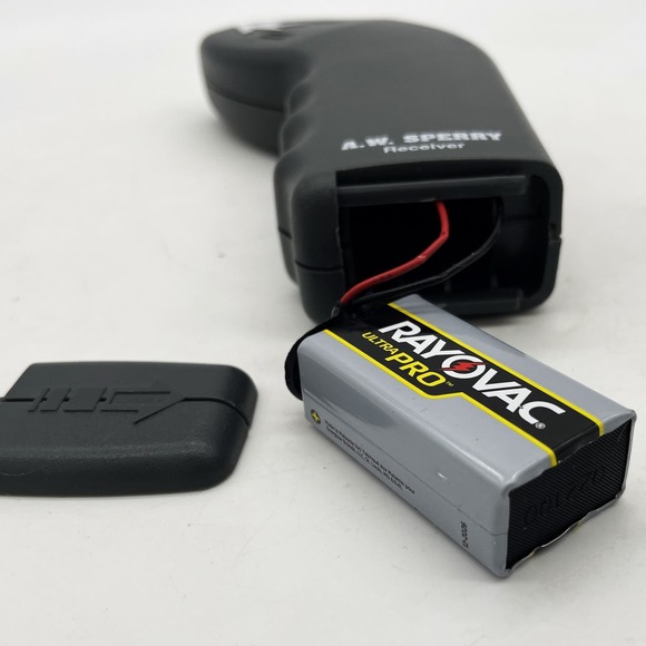 Vtg AW Sperry Outlet Circuit Tester Green Transmitter Receiver 120V CS-500A - Picture 5 of 6